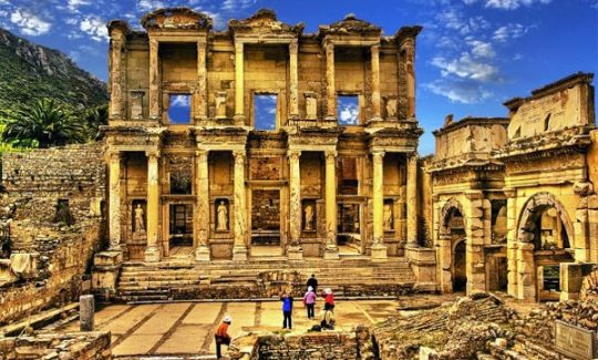 celsus-kutuphanesi
